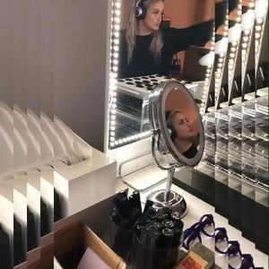 Meet your Posher, Sahara